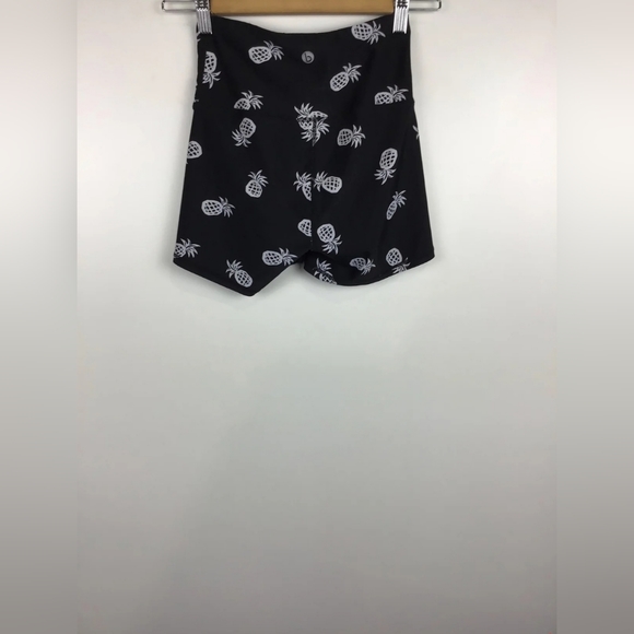 COTTON ON BODY Sportswear Set Fitness Black White Pineapple Pattern Tops + Short - Picture 3 of 6